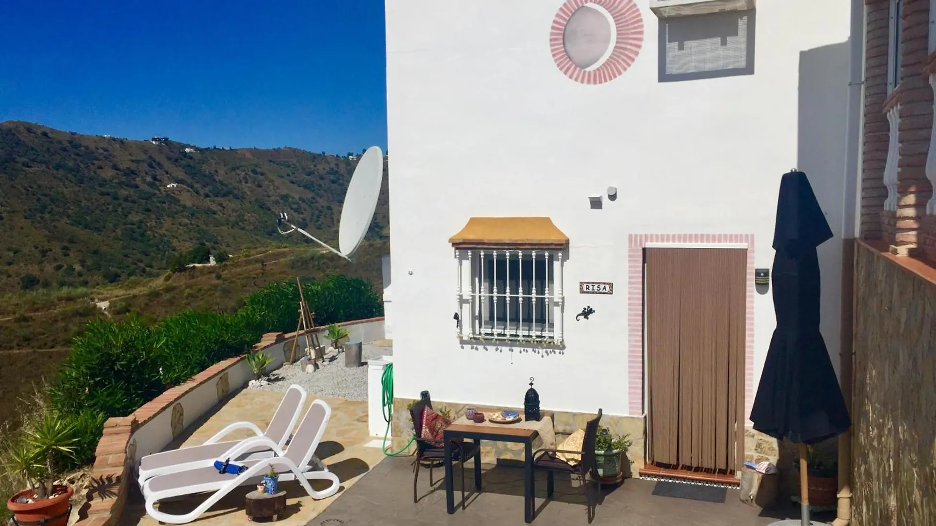 Casita Risa Bed & Breakfast Vinuela Spain